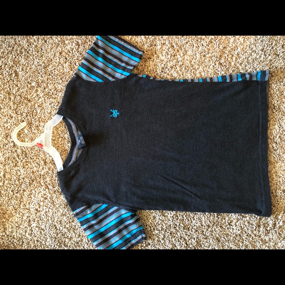 Boys v-neck t-shirt  Size 8